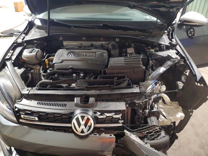 2017 Volkswagen Golf Alltrack მანქანა იყიდება აუქციონზე, vin: 3VWH17AU0HM509327, აუქციონის ნომერი: 61103276