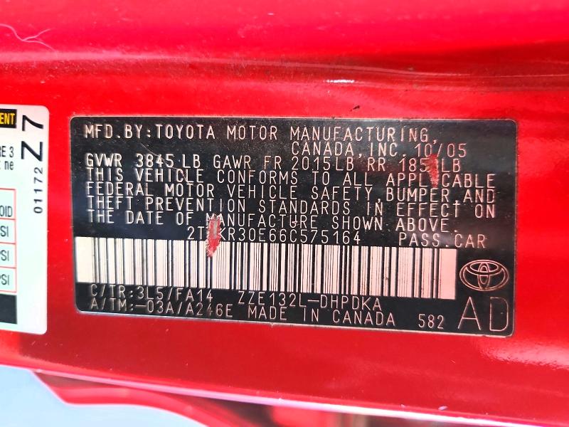 62452706 :رقم المزاد ، 2T1KR30E66C575164 vin ، 2006 Toyota Matrix مزاد بيع