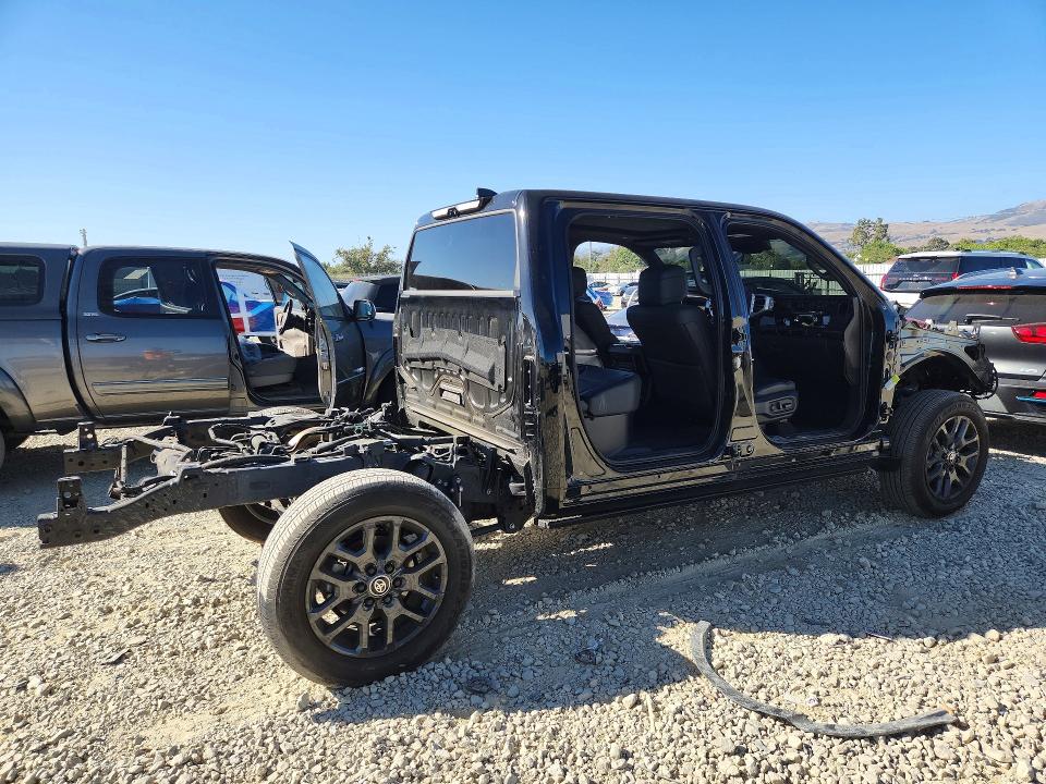 59301356 :رقم المزاد ، 5TFNA5DB4SX326602 vin ، 2025 Toyota Tundra مزاد بيع