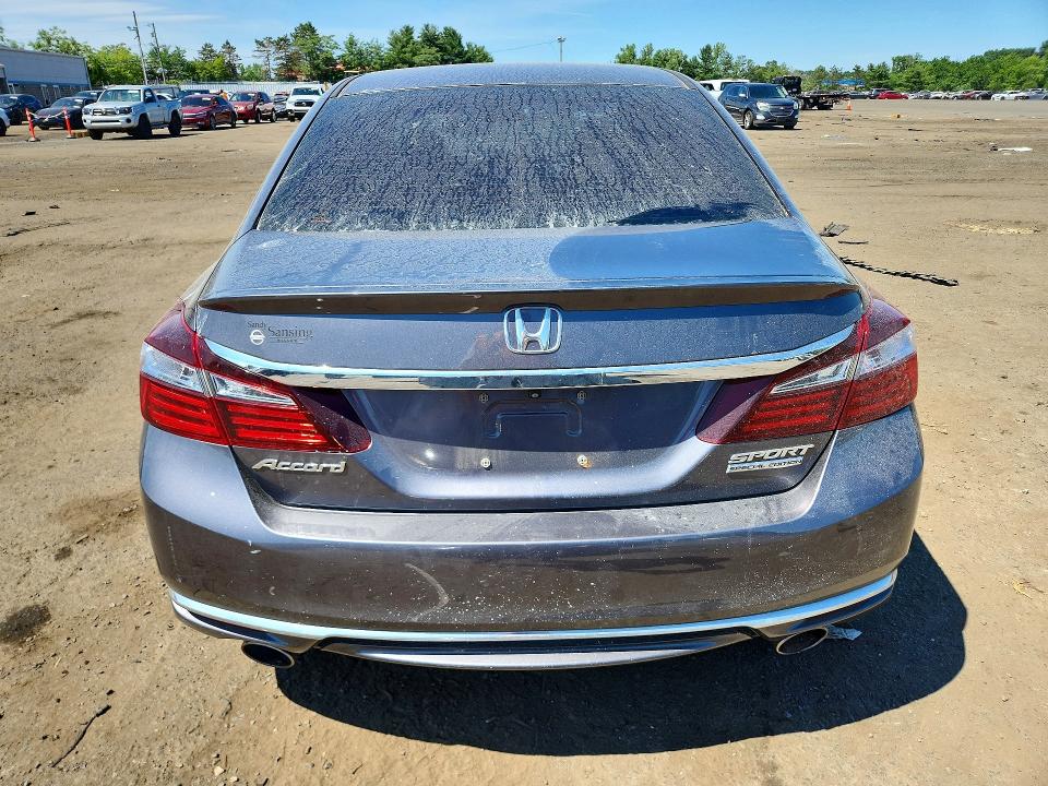 2017 Honda Accord მანქანა იყიდება აუქციონზე, vin: 1HGCR2F1XHA295758, აუქციონის ნომერი: 60962606