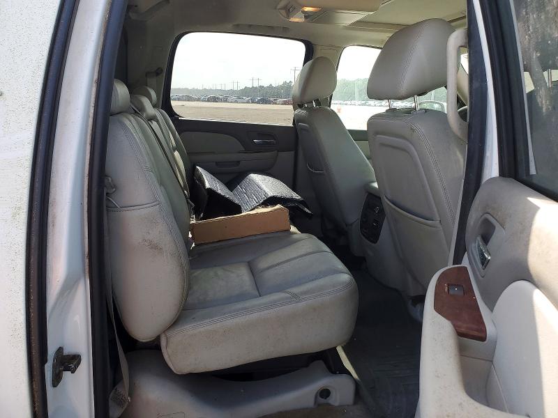 60777216 :رقم المزاد ، 3GNNCFE00AG132544 vin ، 2010 Chevrolet Avalanche مزاد بيع