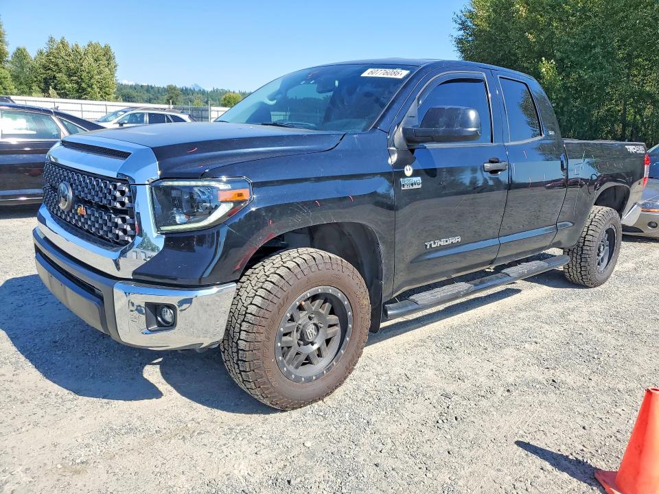 60776086 :رقم المزاد ، 5TFUY5F14LX903352 vin ، 2020 Toyota Tundra مزاد بيع