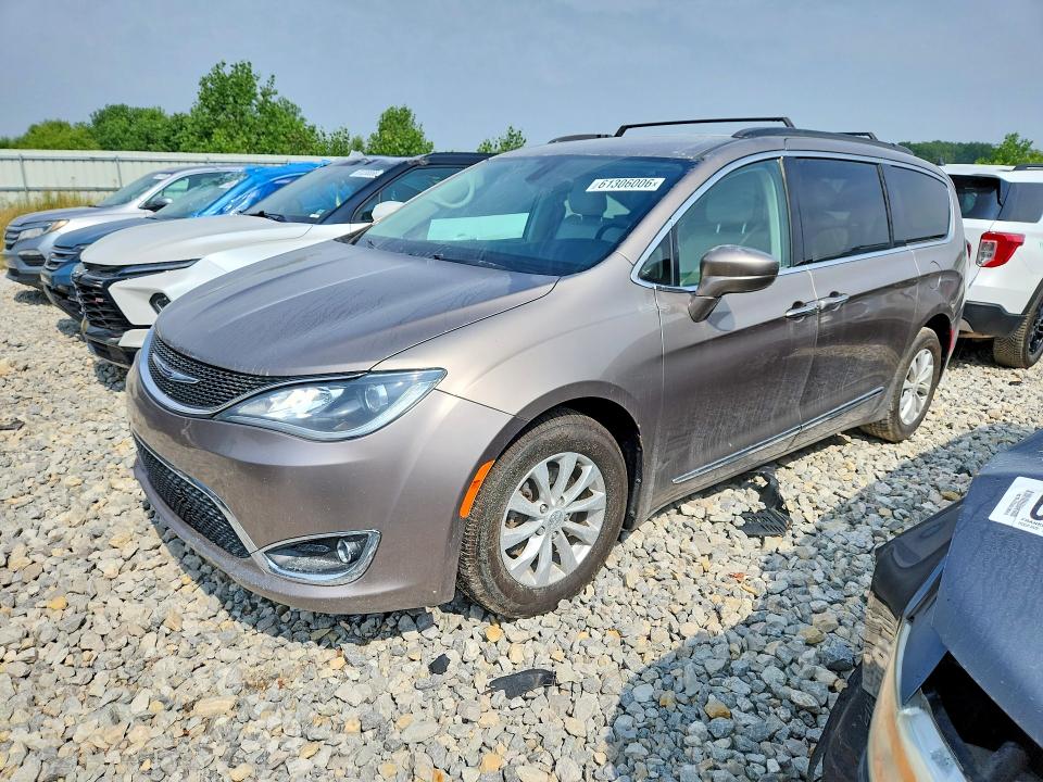 2017 Chrysler Pacifica მანქანა იყიდება აუქციონზე, vin: 2C4RC1BG9HR537594, აუქციონის ნომერი: 61306006
