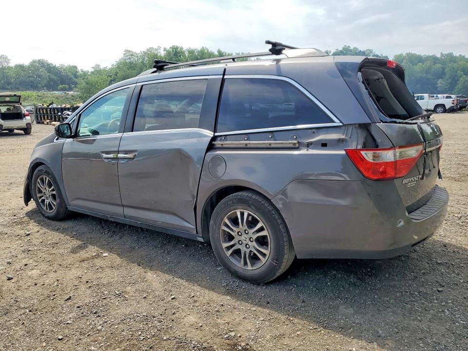 60128076 :رقم المزاد ، 5FNRL5H40DB047894 vin ، 2013 Honda Odyssey مزاد بيع
