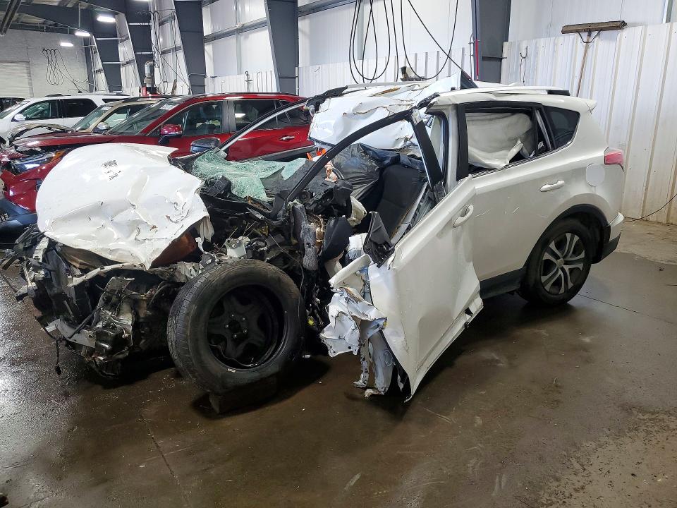 Продажа на аукционе авто 2016 Toyota Rav4, vin: JTMBFREV9GJ063828, номер лота: 60970816