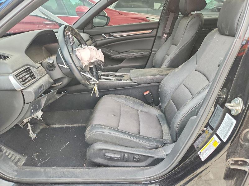 61556526 :رقم المزاد ، 1HGCV1F33KA016276 vin ، 2019 Honda Accord مزاد بيع