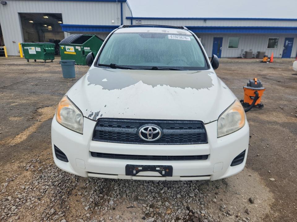 61923676 :رقم المزاد ، 2T3BF4DVXAW039700 vin ، 2010 Toyota Rav4 مزاد بيع