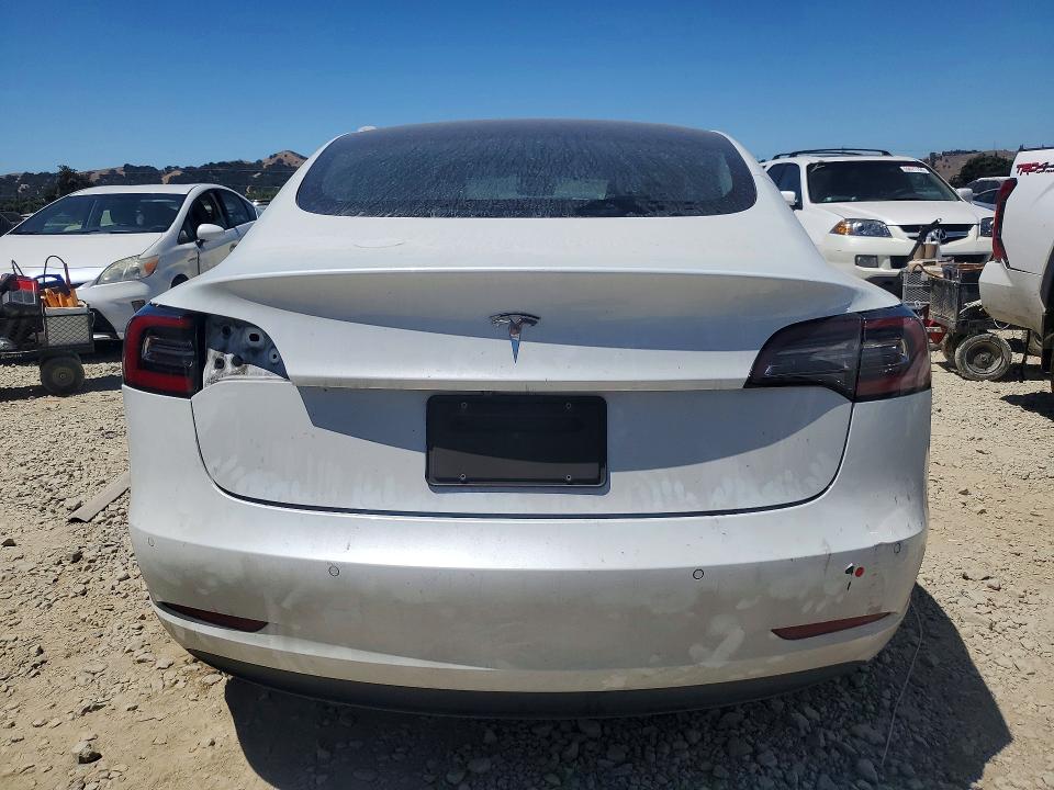 60005296 :رقم المزاد ، 5YJ3E1EA8LF661724 vin ، 2020 Tesla Model 3 مزاد بيع