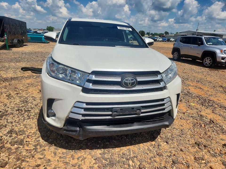59991956 :رقم المزاد ، 5TDJZRFHXKS569272 vin ، 2019 Toyota Highlander مزاد بيع