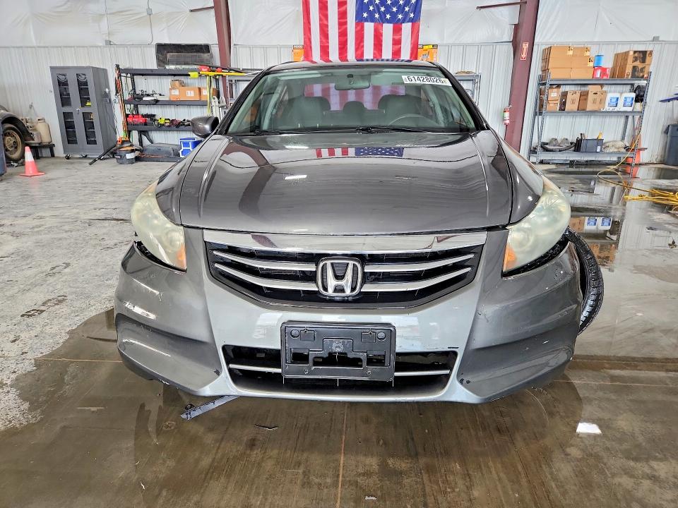 Продажа на аукционе авто 2011 Honda Accord, vin: 1HGCP2F41BA062729, номер лота: 61428026
