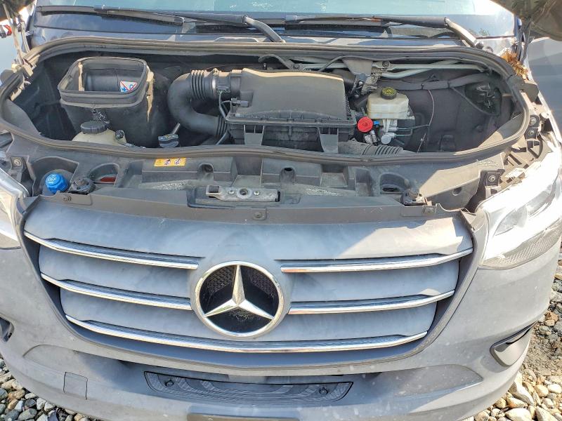 41635066 :رقم المزاد ، W1W4EBVY2MT060111 vin ، 2021 Mercedes-benz Sprinter مزاد بيع