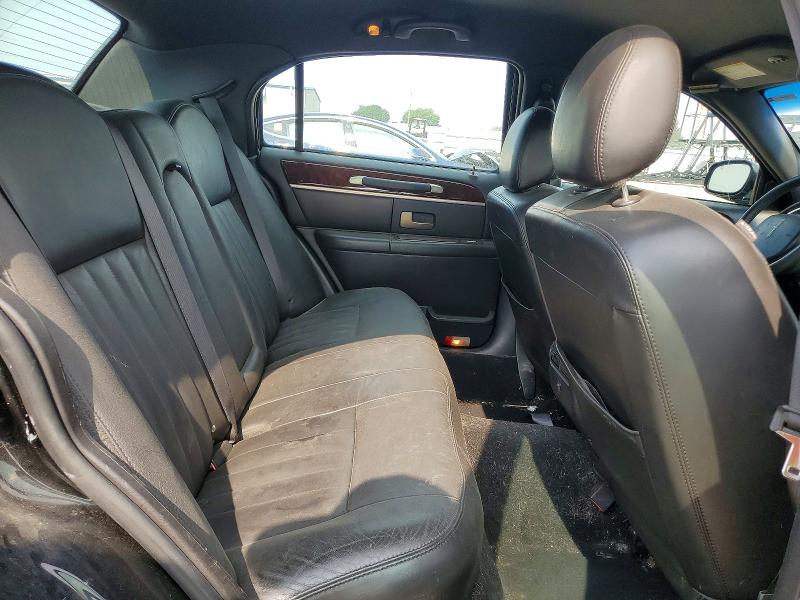 Продажа на аукционе авто 2007 Lincoln Town Car, vin: 1LNHM81W67Y624188, номер лота: 61683386