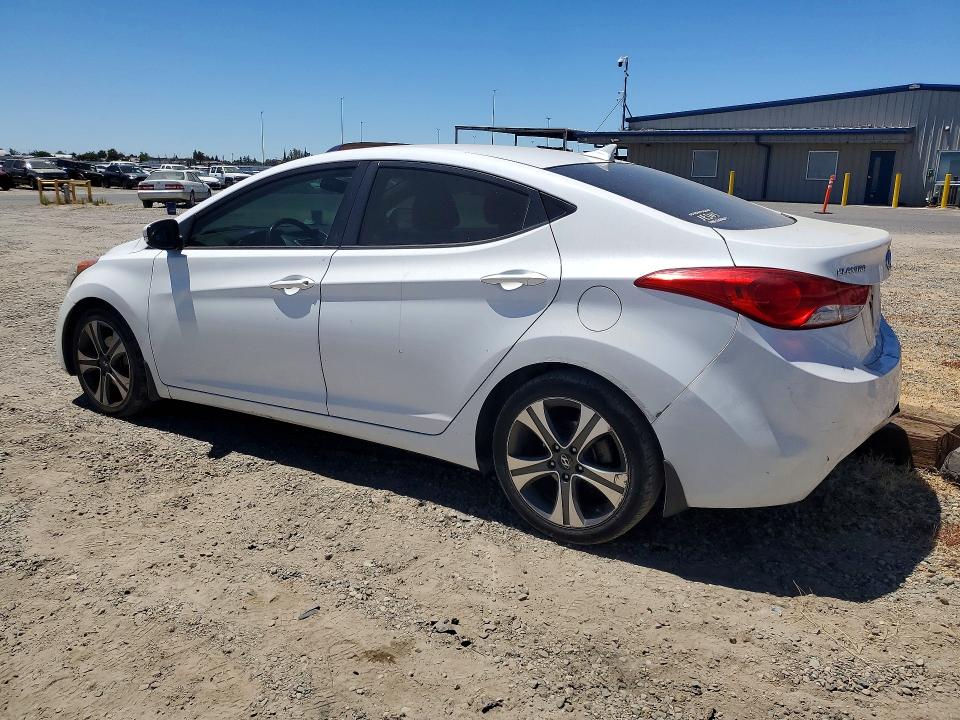 60049756 :رقم المزاد ، 5NPDH4AE7CH131980 vin ، 2012 Hyundai Elantra مزاد بيع