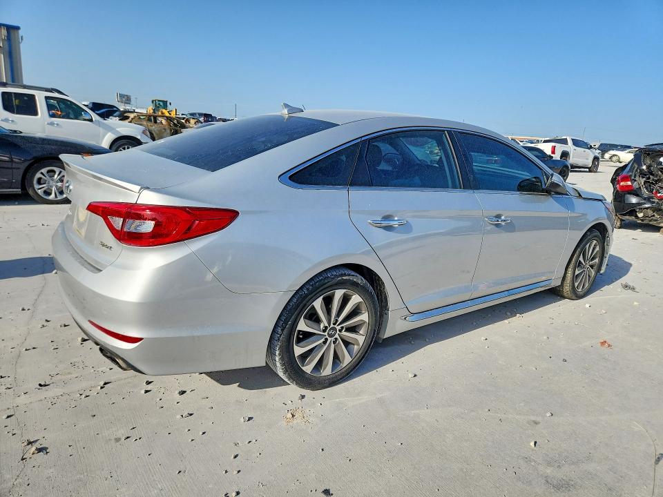 2015 Hyundai Sonata მანქანა იყიდება აუქციონზე, vin: 5NPE34AF1FH106167, აუქციონის ნომერი: 61711676