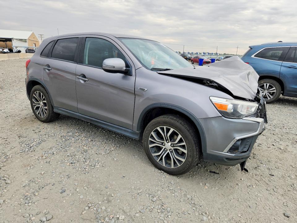 62649136 :رقم المزاد ، JA4AP3AUXJU002006 vin ، 2018 Mitsubishi Outlander Sport مزاد بيع