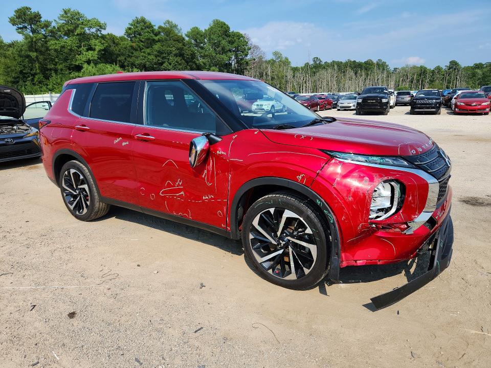 Продажа на аукционе авто 2022 Mitsubishi Outlander, vin: JA4J3TA87NZ083361, номер лота: 62962876