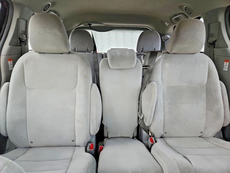 Продаж на аукціоні авто 2015 Toyota Sienna, vin: 5TDKK3DC1FS619821, номер лоту: 63103246