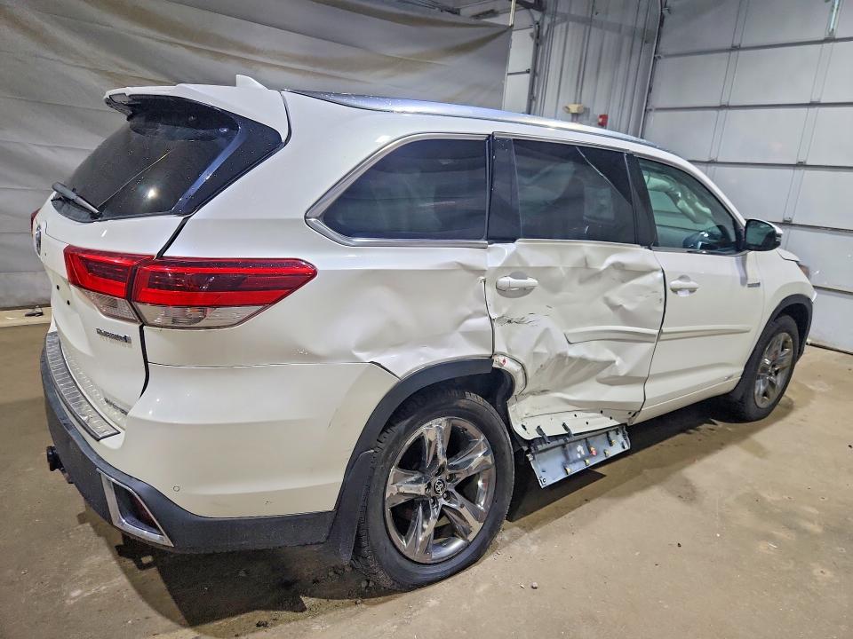 58795366 :رقم المزاد ، 5TDDGRFH7KS072697 vin ، 2019 Toyota Highlander مزاد بيع