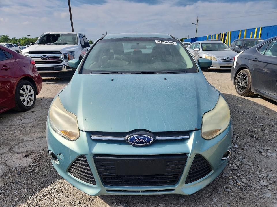 57014596 :رقم المزاد ، 1FAHP3K27CL240489 vin ، 2012 Ford Focus مزاد بيع