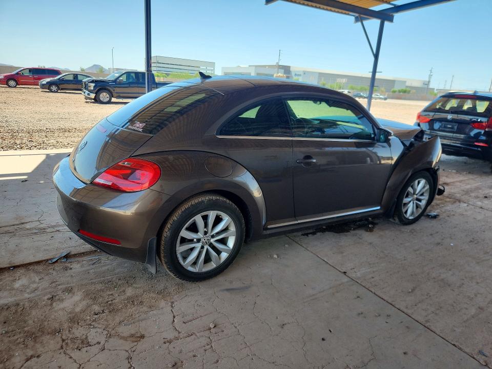 60271386 :رقم المزاد ، 3VWJL7AT2DM692789 vin ، 2013 Volkswagen Beetle مزاد بيع