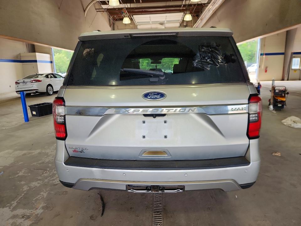Продажа на аукционе авто 2018 Ford Expedition, vin: 1FMJK1KT2JEA24635, номер лота: 62120106
