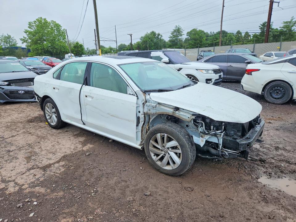 59649326 :رقم المزاد ، 1VWBA7A35JC031488 vin ، 2018 Volkswagen Passat مزاد بيع