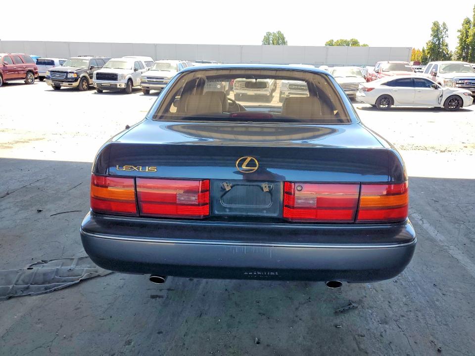 1994 Lexus Ls მანქანა იყიდება აუქციონზე, vin: JT8UF11E1R0213180, აუქციონის ნომერი: 61630716