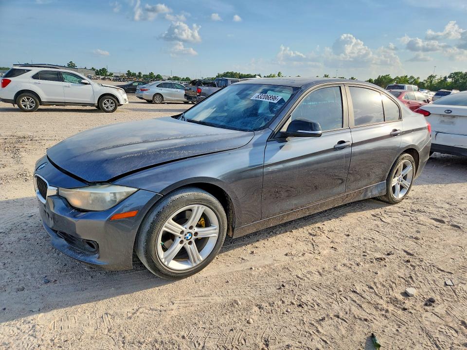 2013 Bmw 328 მანქანა იყიდება აუქციონზე, vin: WBA3A5G54DNP21758, აუქციონის ნომერი: 63206896