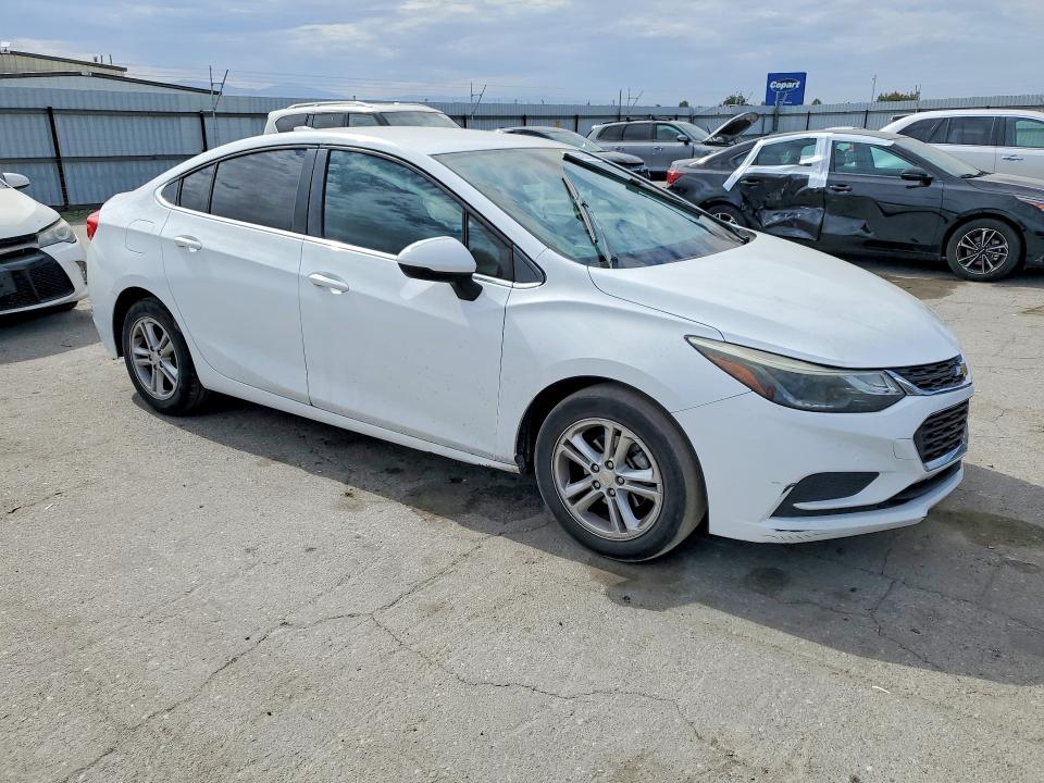 2017 Chevrolet Cruze მანქანა იყიდება აუქციონზე, vin: 1G1BE5SM7H7206242, აუქციონის ნომერი: 60841446