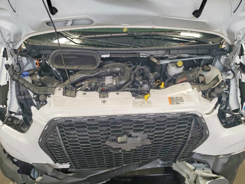 60072056 :رقم المزاد ، 1FTBR1Y89SKA55830 vin ، 2025 Ford Transit مزاد بيع