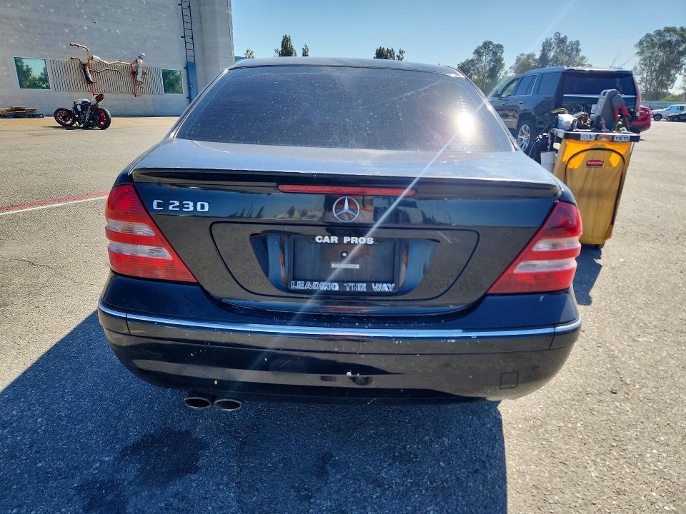 60331046 :رقم المزاد ، WDBRF52H37F926128 vin ، 2007 Mercedes-benz C مزاد بيع