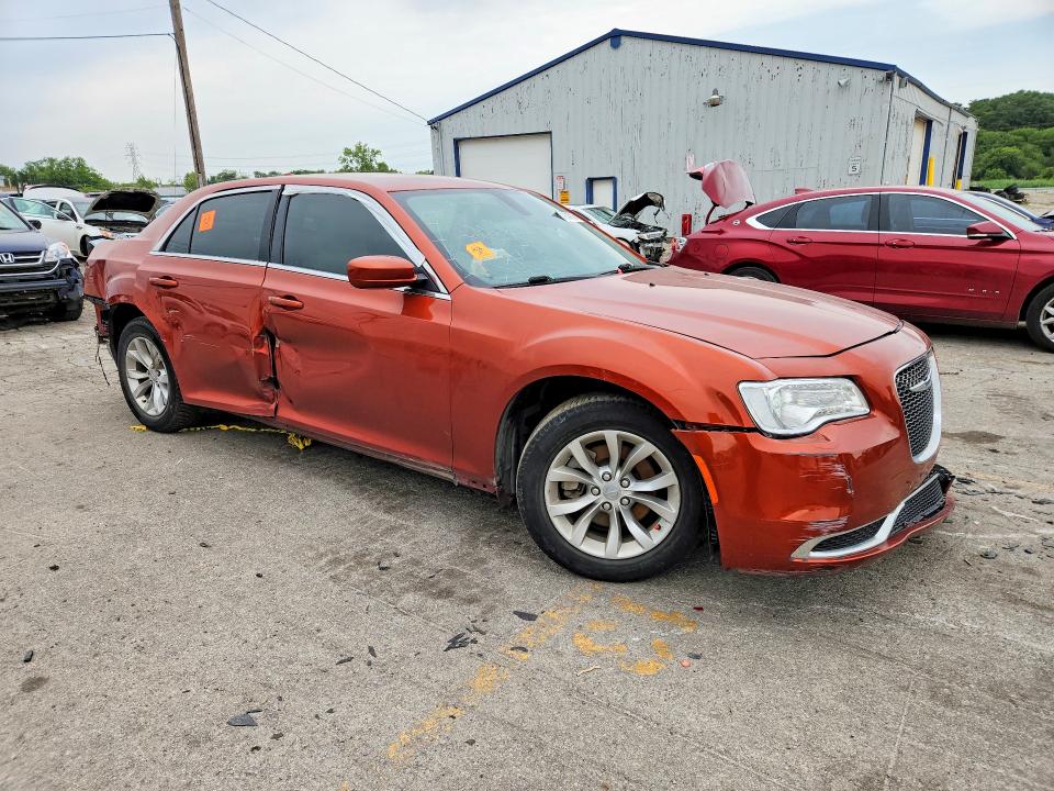 Продаж на аукціоні авто 2021 Chrysler 300, vin: 2C3CCAAGXMH650403, номер лоту: 61984716
