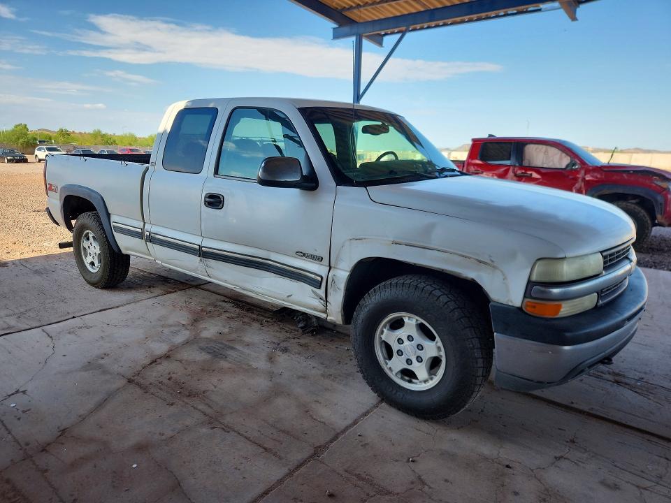 2000 Chevrolet Silverado მანქანა იყიდება აუქციონზე, vin: 1GCEK19T1YE273000, აუქციონის ნომერი: 61794336