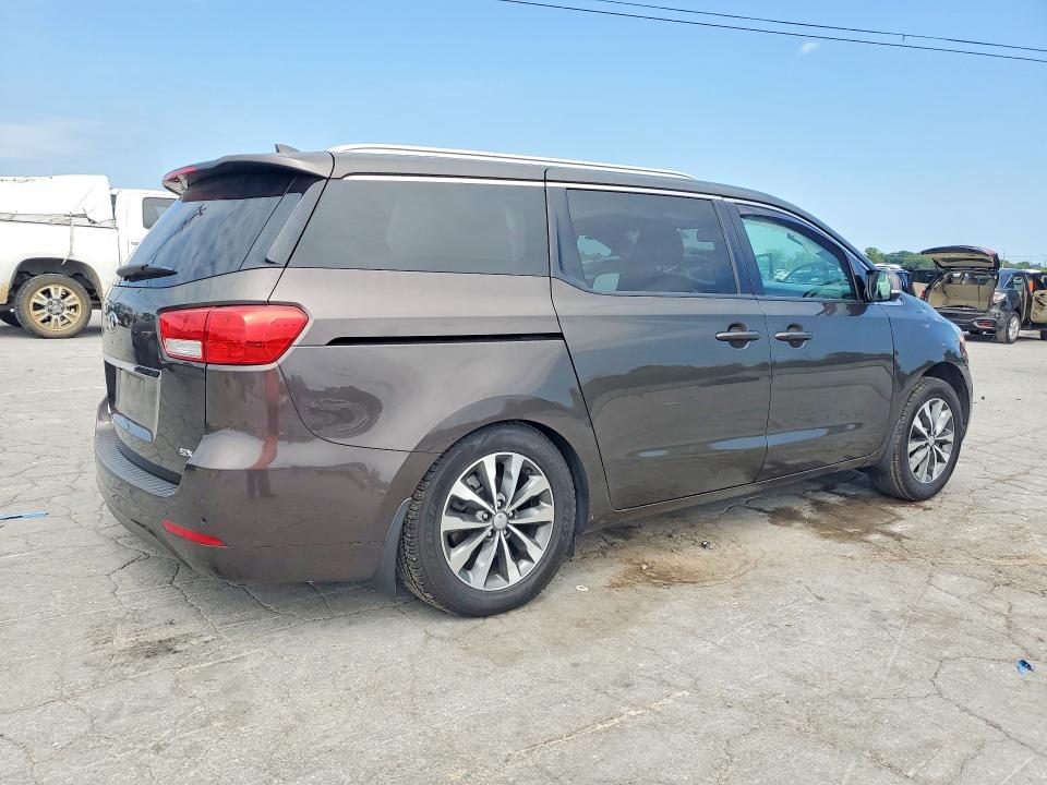 62275926 :رقم المزاد ، KNDMC5C16H6326470 vin ، 2017 Kia Sedona مزاد بيع