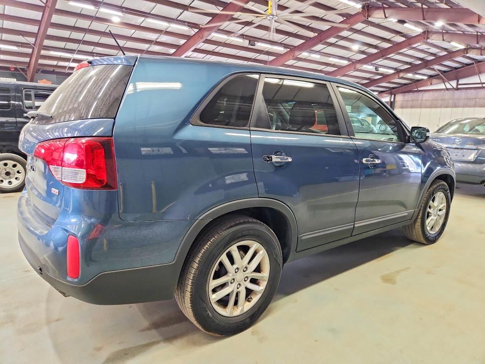 2014 Kia Sorento მანქანა იყიდება აუქციონზე, vin: 5XYKT3A60EG528787, აუქციონის ნომერი: 61740726