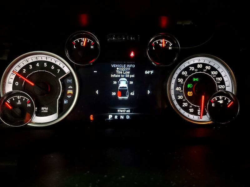 Продажа на аукционе авто 2018 Ram 1500, vin: 3C6RR7LTXJG135812, номер лота: 61871076