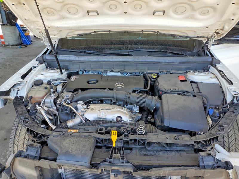 61441016 :رقم المزاد ، W1N4M4HB3NW240935 vin ، 2022 Mercedes-benz Glb مزاد بيع