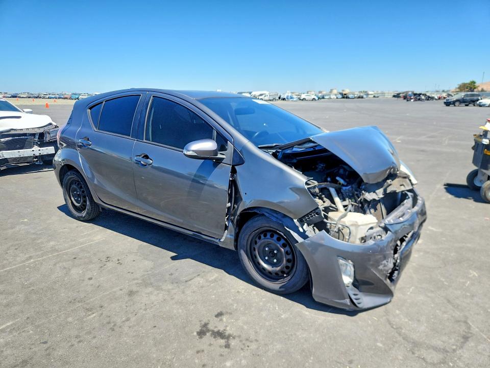 Продажа на аукционе авто 2016 Toyota Prius C, vin: JTDKDTB32G1136611, номер лота: 62879556