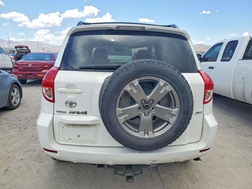 Продажа на аукционе авто 2008 Toyota Rav4, vin: JTMBK32V186050010, номер лота: 62625016