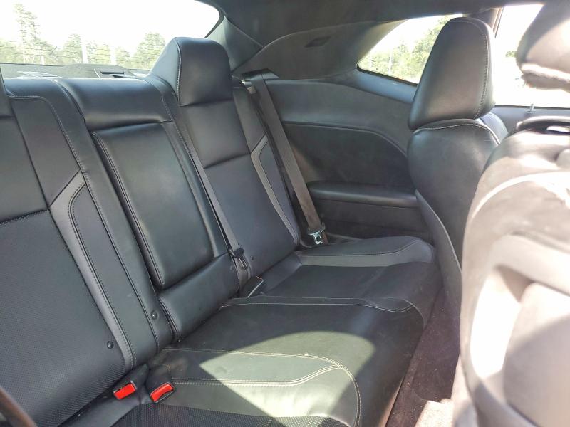 61721346 :رقم المزاد ، 2C3CDZAG3JH322215 vin ، 2018 Dodge Challenger مزاد بيع