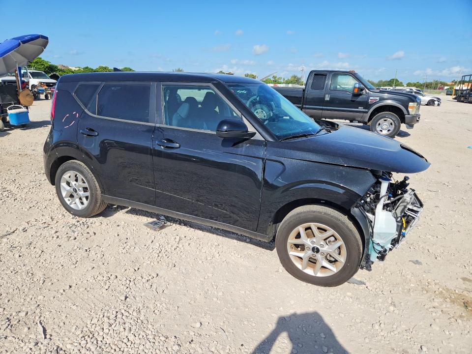2025 Kia Soul მანქანა იყიდება აუქციონზე, vin: KNDJ23AU2S7949142, აუქციონის ნომერი: 61948536