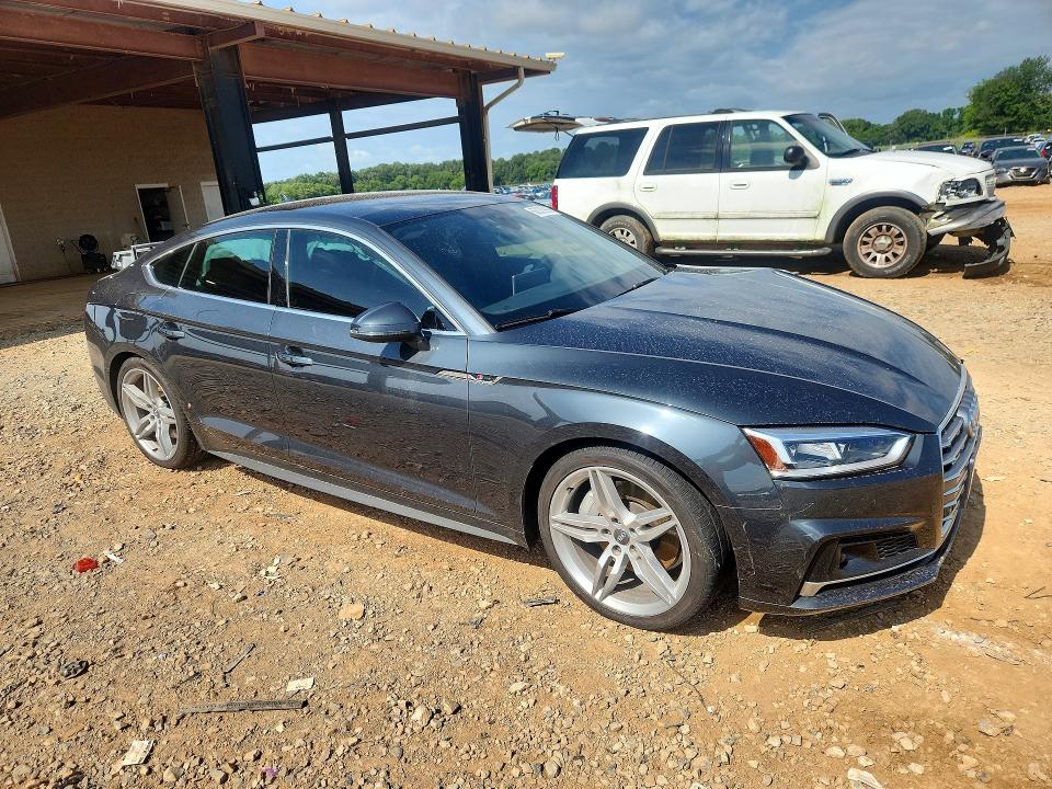 62033996 :رقم المزاد ، WAUFNCF53JA047757 vin ، 2018 Audi A5 مزاد بيع
