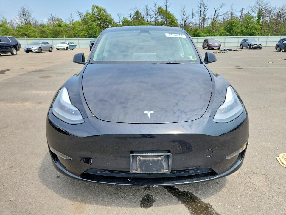 Продаж на аукціоні авто 2024 Tesla Model Y, vin: 7SAYGAEE0RF987127, номер лоту: 62706506