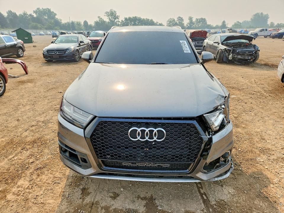 Продажа на аукционе авто 2017 Audi Q7, vin: WA1VAAF78HD002641, номер лота: 61137426