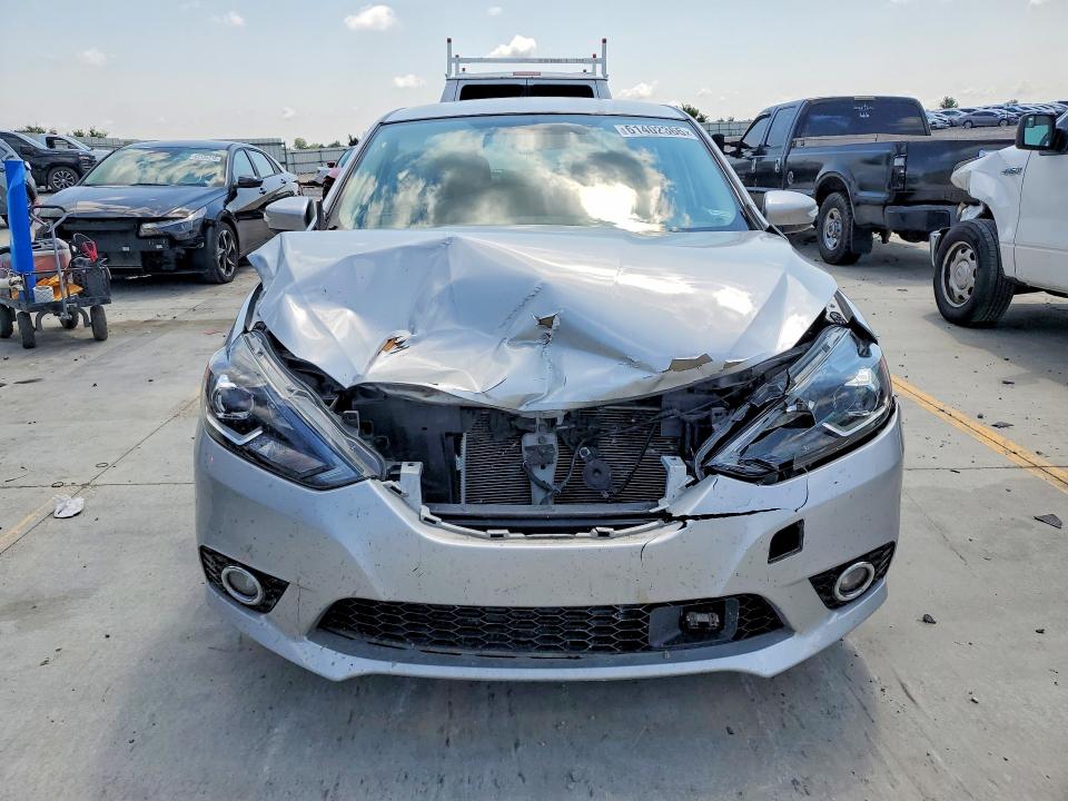 Продажа на аукционе авто 2019 Nissan Sentra, vin: 3N1AB7AP6KY211122, номер лота: 61402366