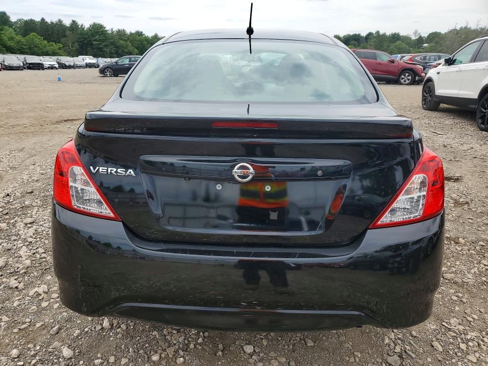 62813316 :رقم المزاد ، 3N1CN7AP1KL805954 vin ، 2019 Nissan Versa مزاد بيع