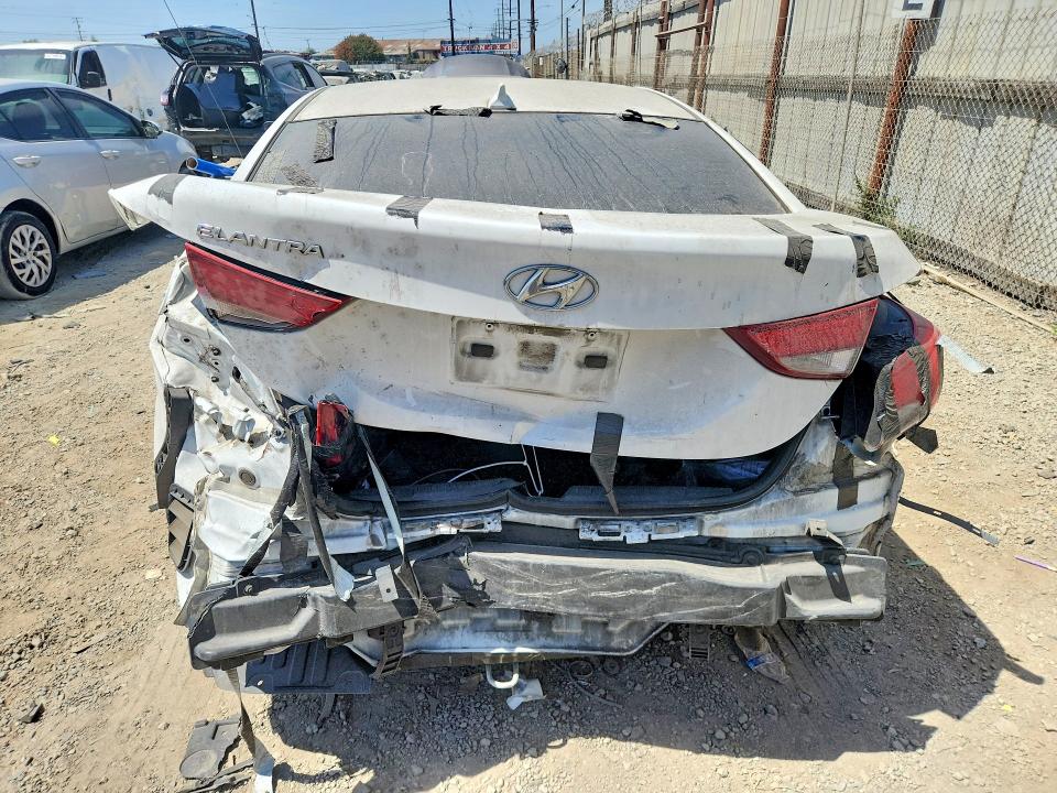2016 Hyundai Elantra მანქანა იყიდება აუქციონზე, vin: 5NPDH4AE5GH707751, აუქციონის ნომერი: 61724056