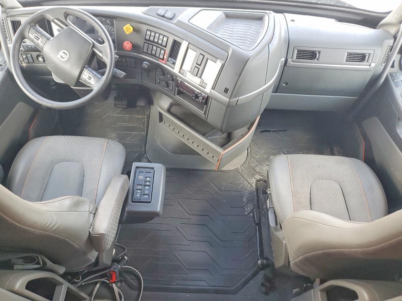 Продажа на аукционе авто 2020 Volvo Vn, vin: 4V4NC9TJ1LN253779, номер лота: 68765236