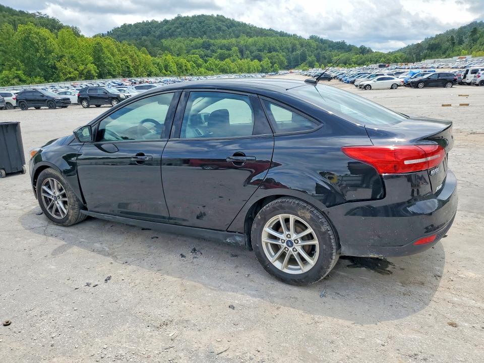 62449326 :رقم المزاد ، 1FADP3F29JL328255 vin ، 2018 Ford Focus مزاد بيع