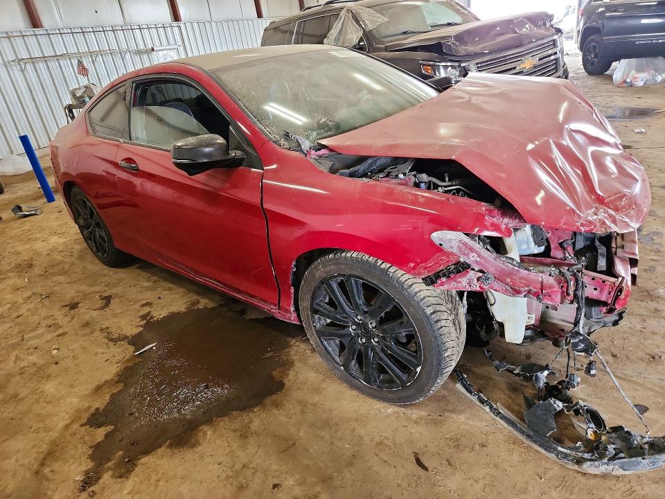 60923526 :رقم المزاد ، 1HGCT1B81FA002311 vin ، 2015 Honda Accord مزاد بيع